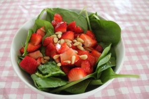 Spinazie-salade-aardbeien
