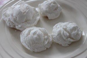 Meringues_eatonsmess_snel-lovetocookhealthy