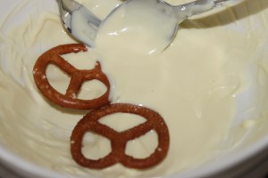 Chocolade kerst pretzels-lovetocookhealthy