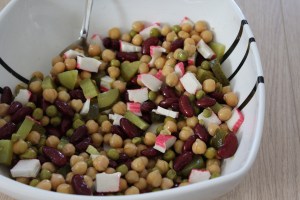 Kikkererwtensalade-met-surimi-lovetocookhealthy