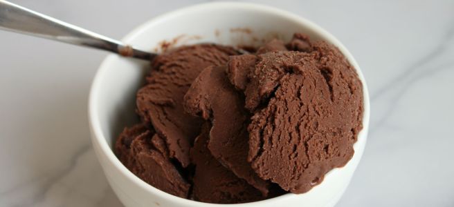 Chocolate peanut butter banana nicecream