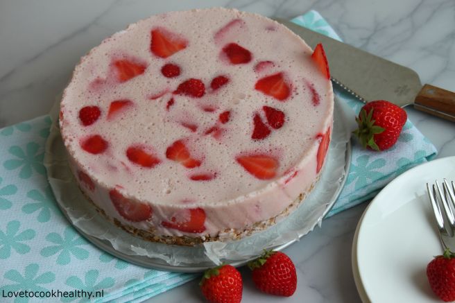 Aardbeien ontbijttaart