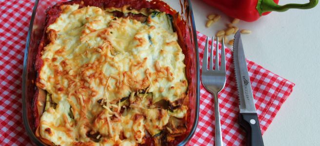 Lasagne met bonenpasta courgette en puntpaprika