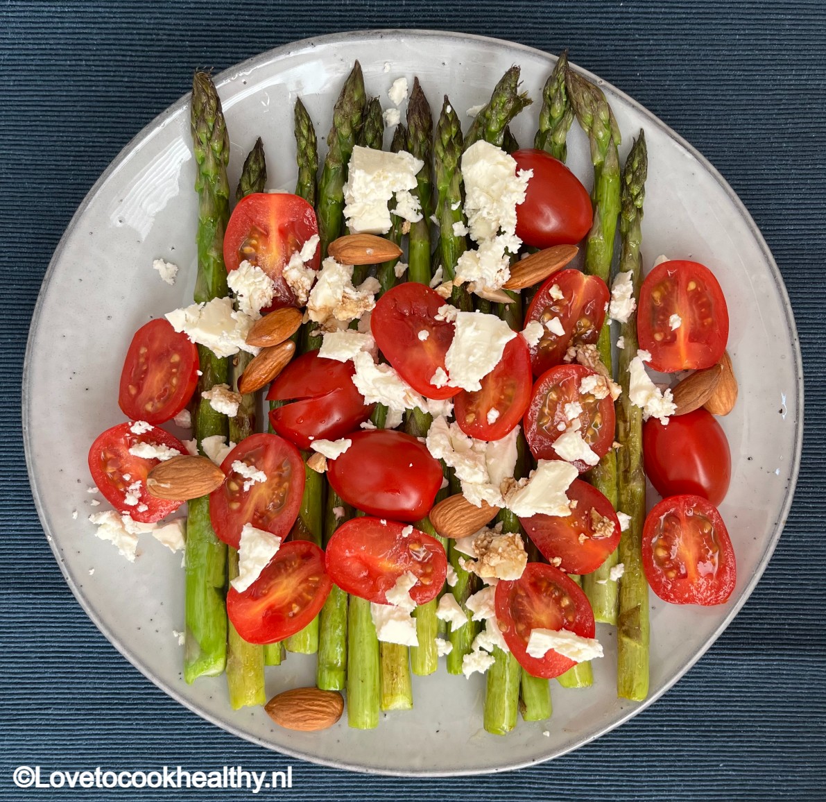 Salade-asperges-feta-lovetocookhealthy