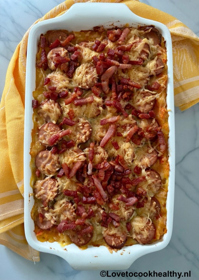 Hutspot ovenschotel met kaas en spek